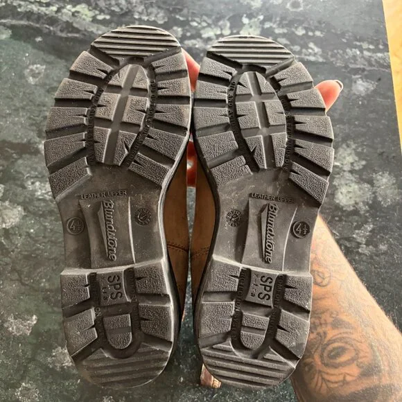 Blundstone Classic Leather Boots 7.5 with extra insoles - Picture 4 of 7